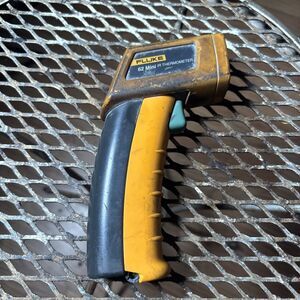 Fluke 62 Digital Mini IR Thermometer